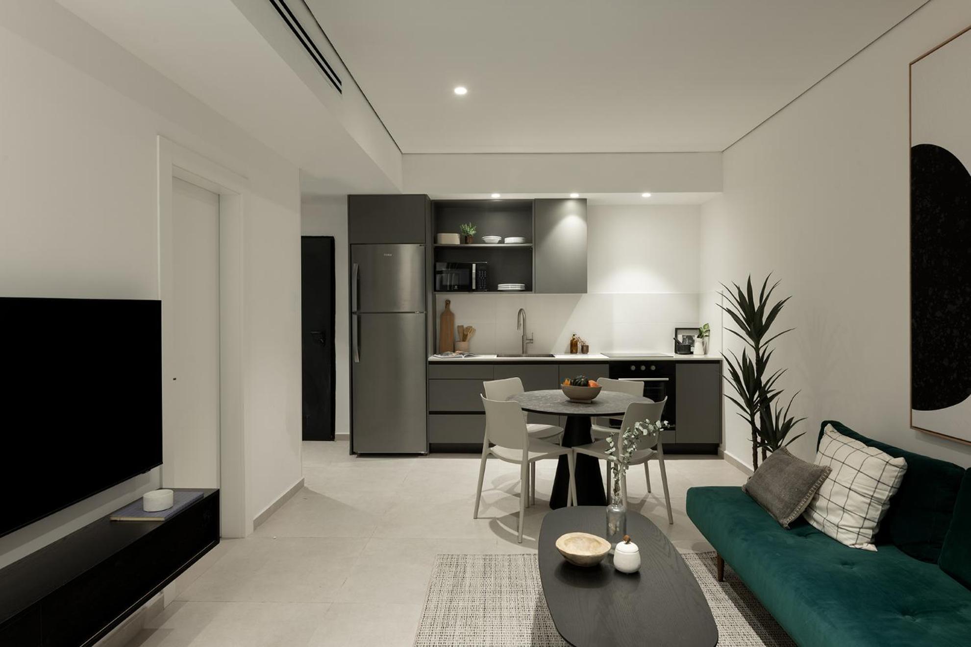 Mr. Rothschild By Tlv2go Tel Aviv